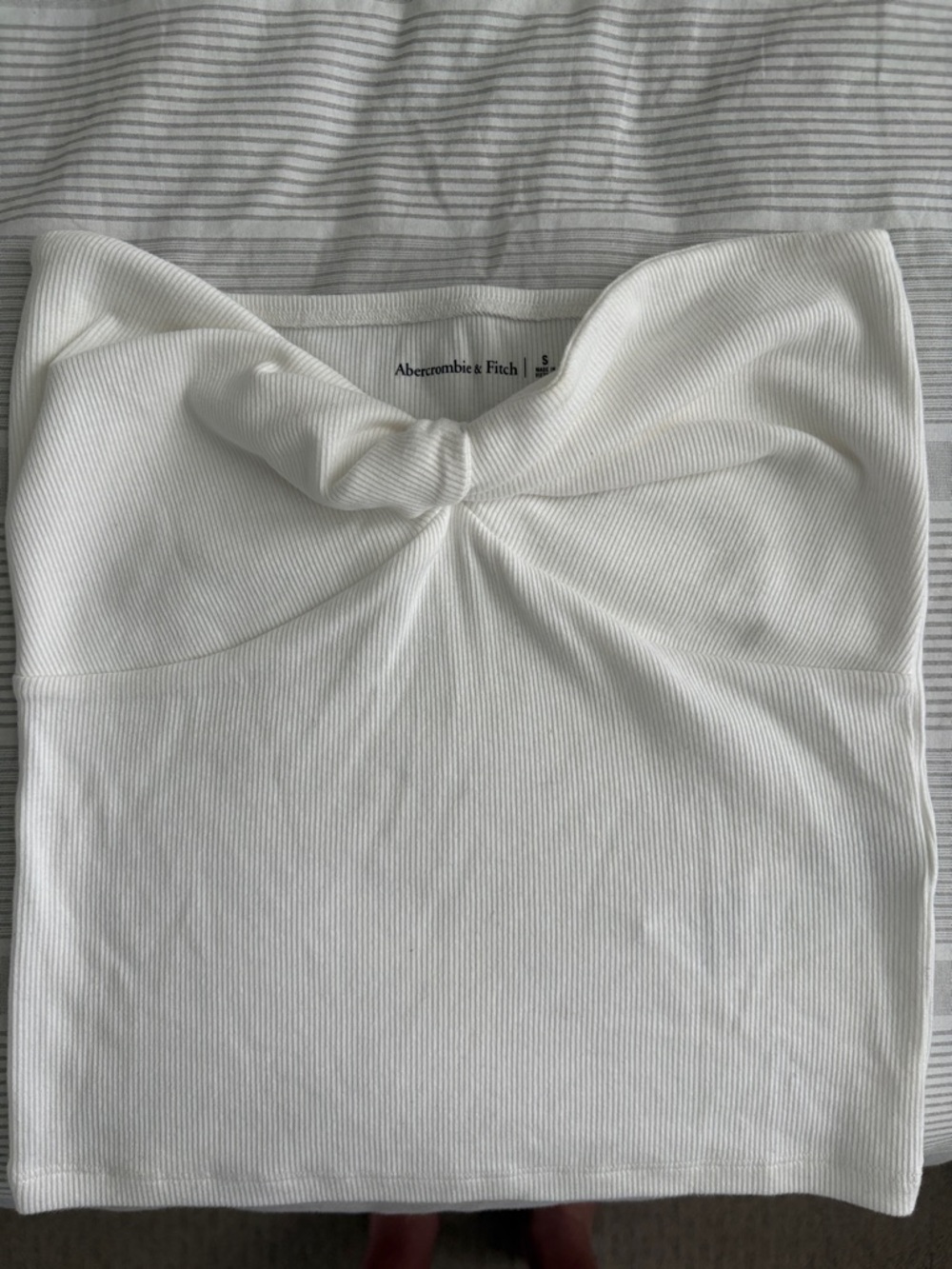 Abercrombie & Fitch White Ribbed Twist-Knot Tube Top